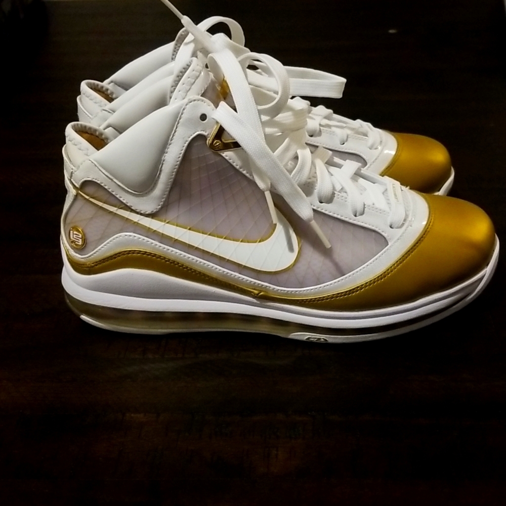Air Max Lebron VII